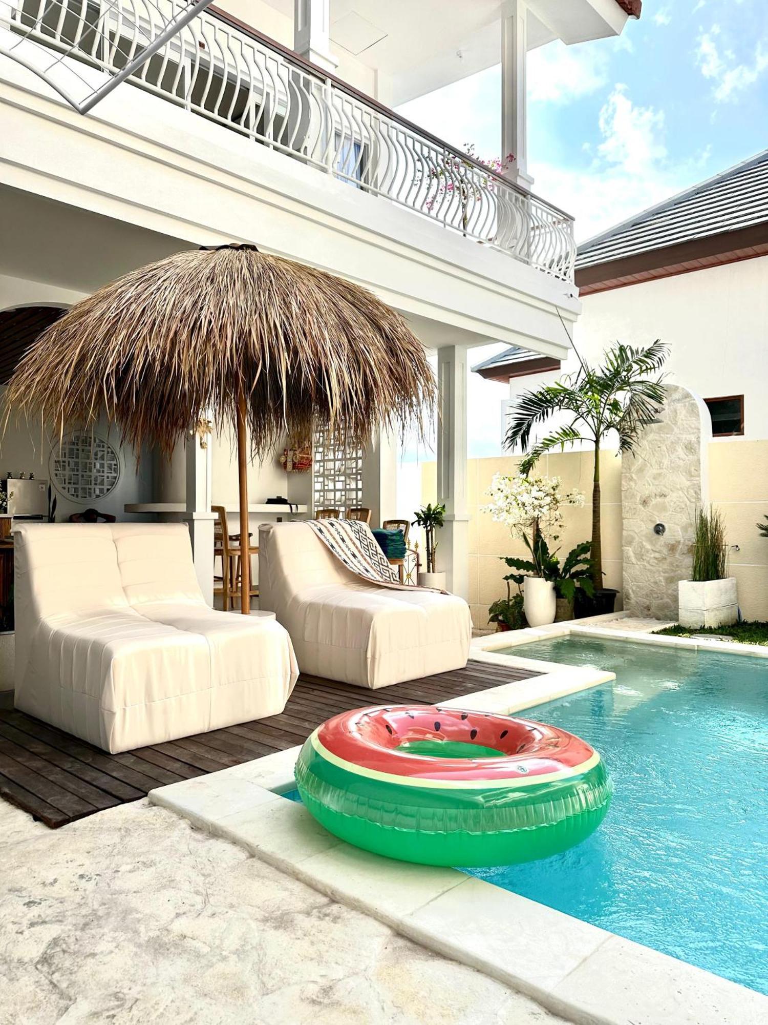 Ellies Hotel Nusa Dua  Exteriér fotografie