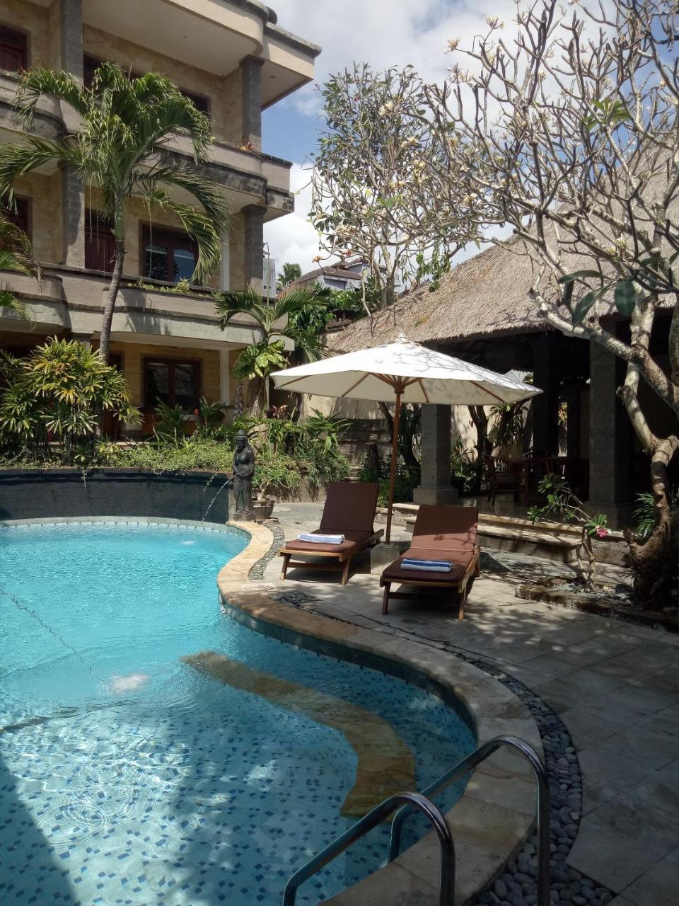 Ellies Hotel Nusa Dua  Exteriér fotografie